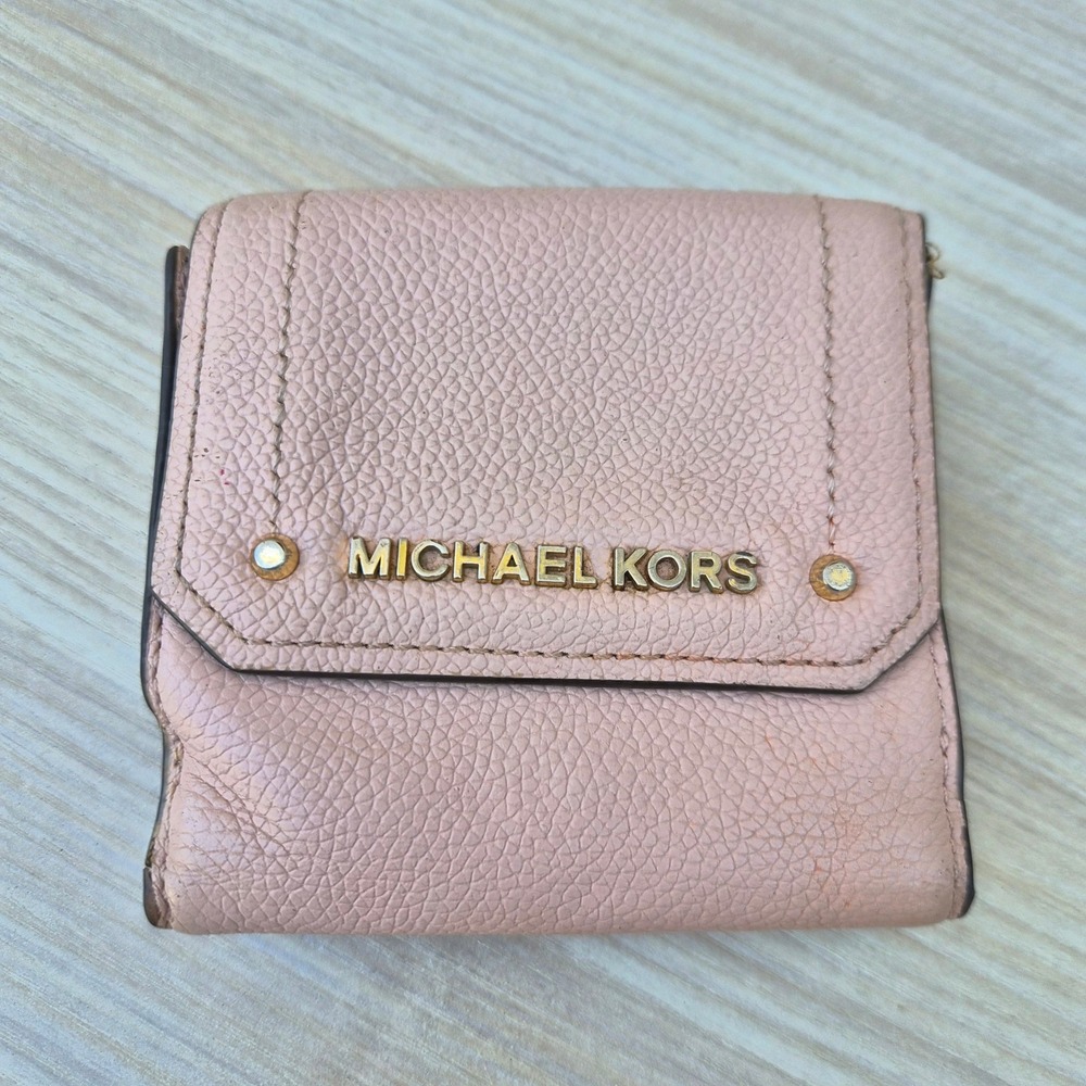 Michael Kors Trifold Wallet Pink Pebbled Leather Gold Logo Compact Small